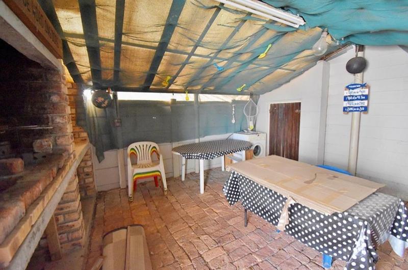 4 Bedroom Property for Sale in Struisbaai Western Cape